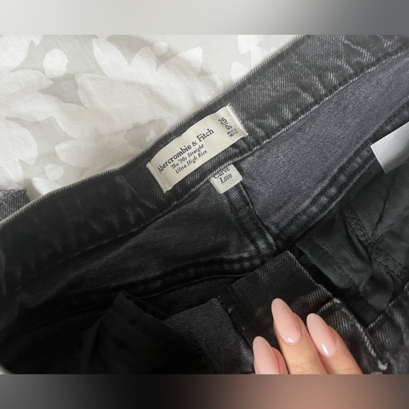 Curve love the 90’s straight ultra high rise - Picture 2 of 4